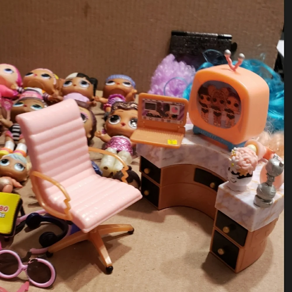 LOL surprise dolls lot big sisters 3